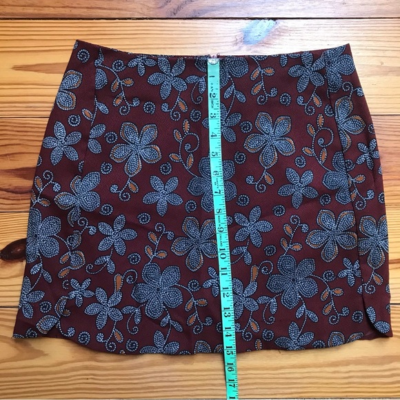 Lush Brick Red Floral Mini Skirt, EUC, M - Picture 7 of 10